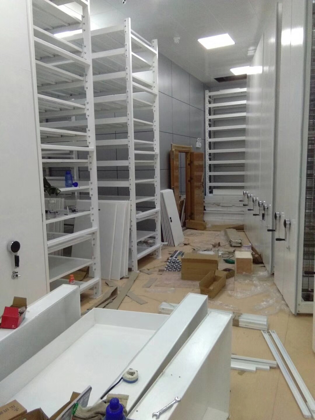 底圖密集柜iruihao.jpg 底圖密集柜iruihao.jpg